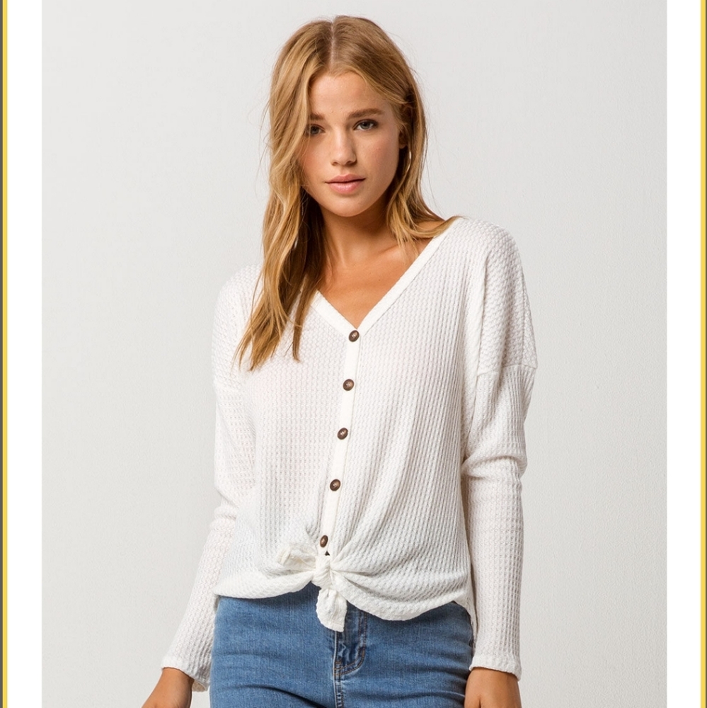 Sky and Sparrow Tie Front Cream Thermal